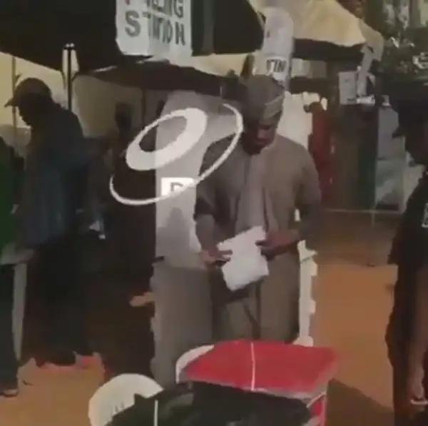 See The Moment Buhari